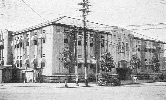 ファイル:Yokohama City Hall circa 1930.JPG