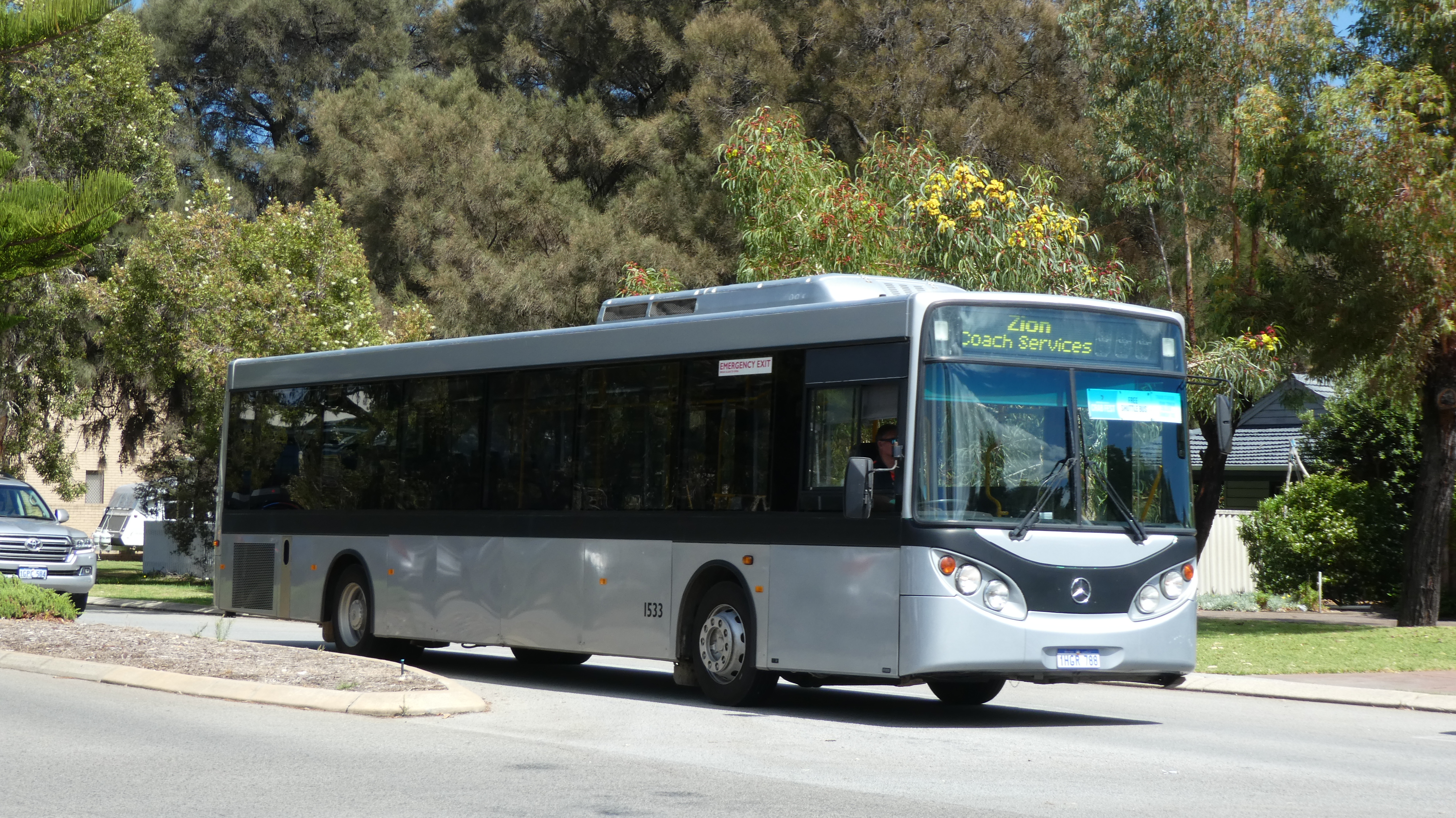 Mercedes Benz o 321 h