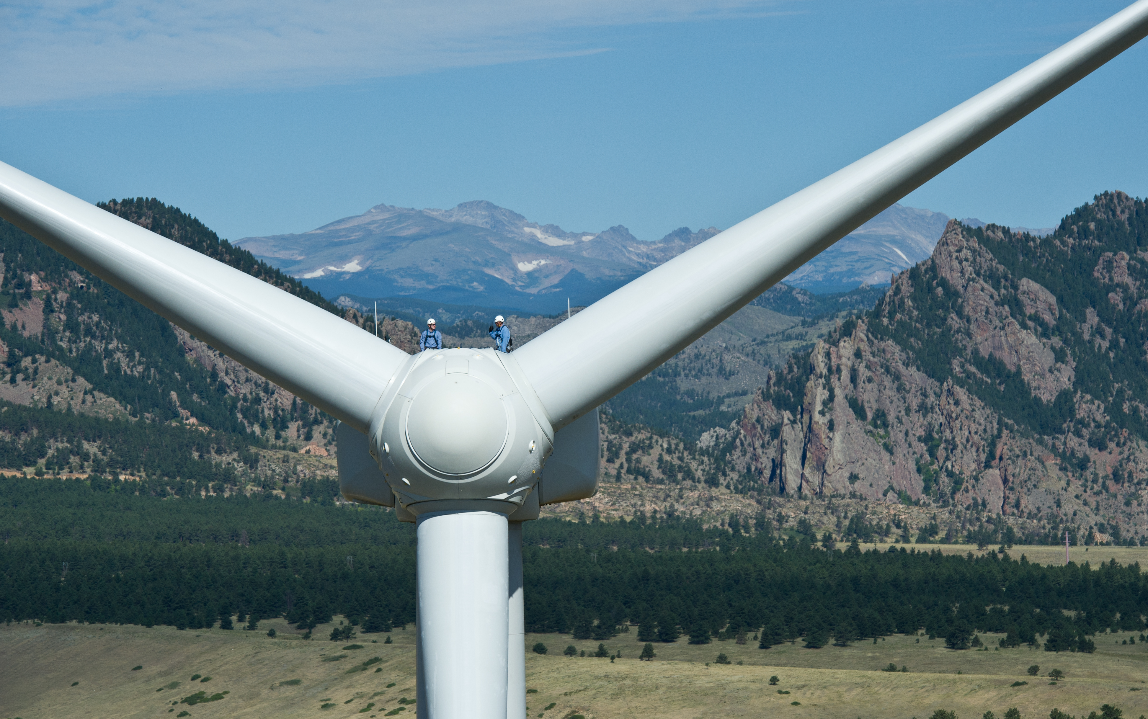 Wind technology. Возобновляемая электроэнергия. Электроэнергия Бразилии.