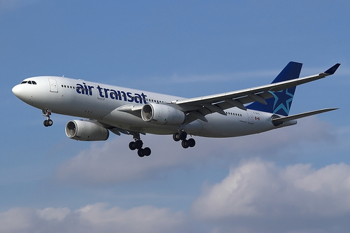 File:Air Transat A332 C-GITS.jpg