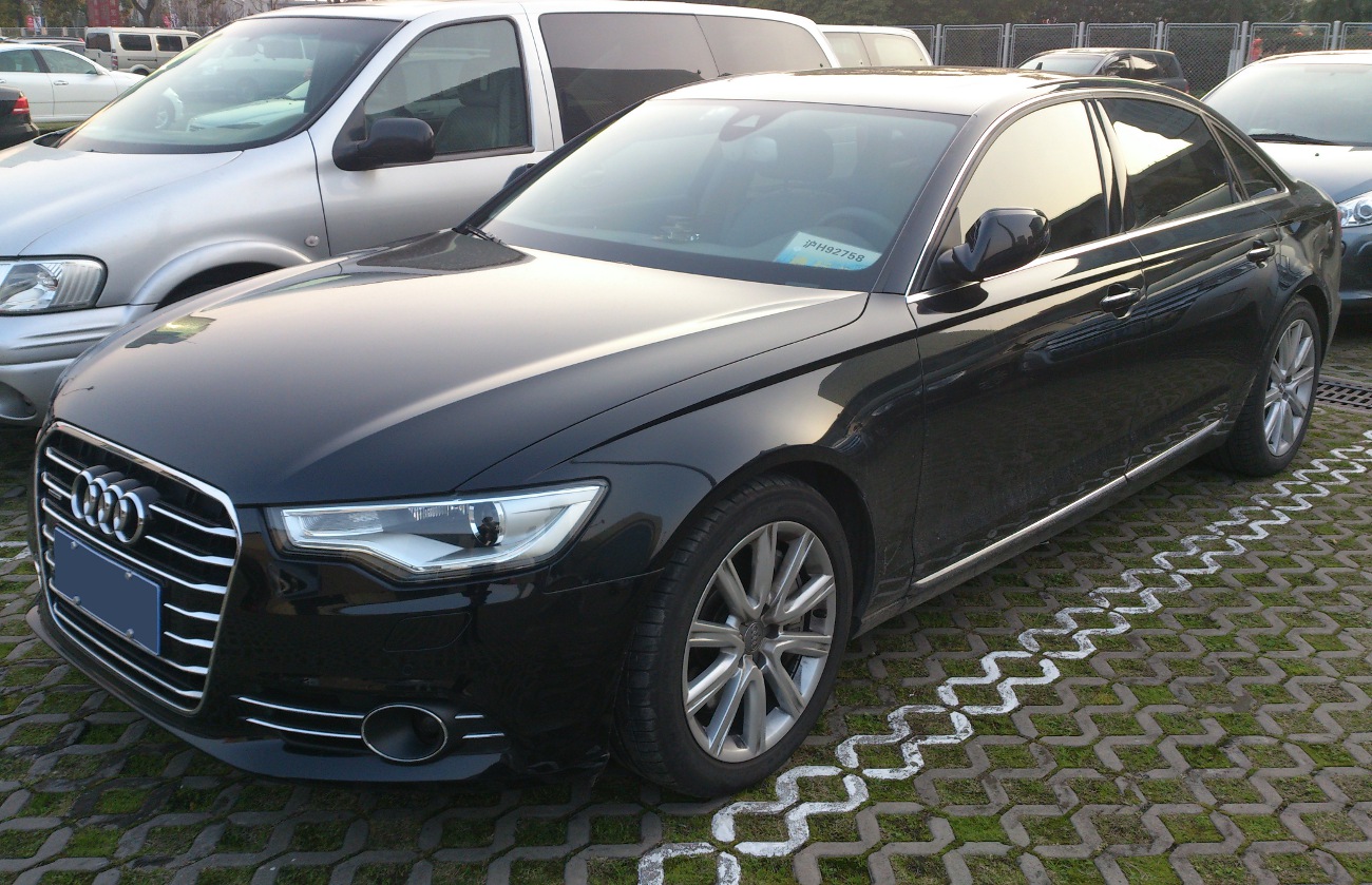 File:Audi a6 c7 black (2).jpg - Wikimedia Commons