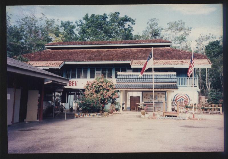 Bangunan lama