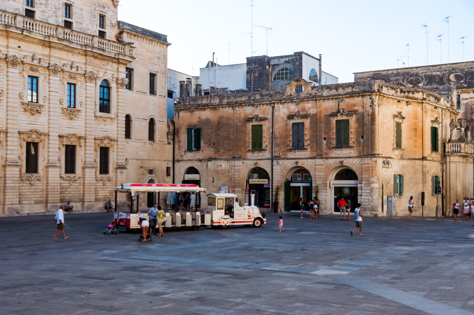 File Centro Storico Lecce Jpg Wikimedia Commons