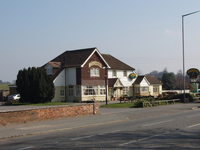 File:Dumb Bell Harvester, Taplow - geograph.org.uk - 383095.jpg