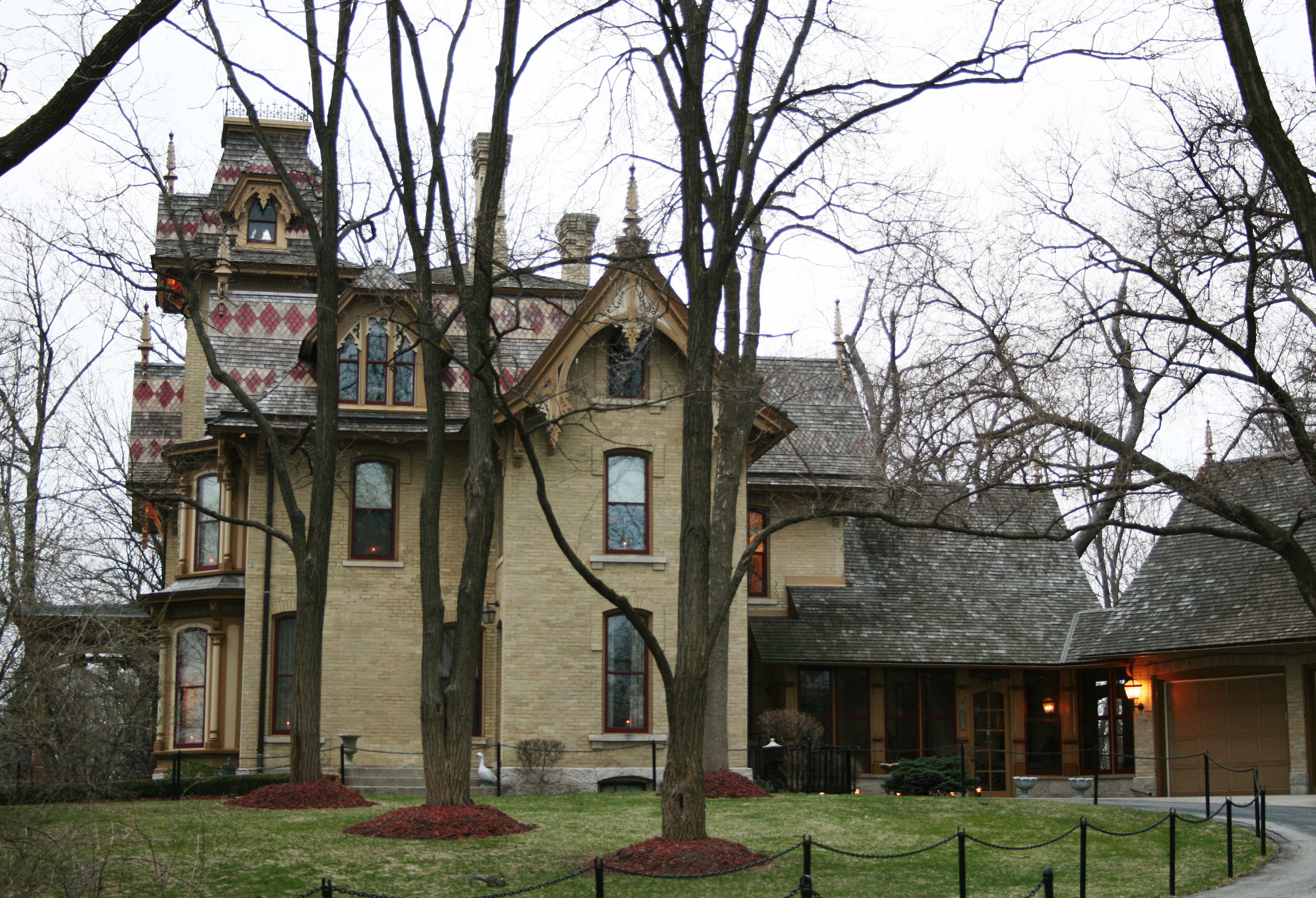 Milwaukee Cream CityBrick Veneer, Lshaped Corner, per LF