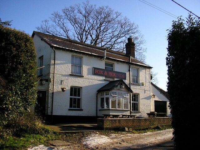 File:Fox and Hounds - geograph.org.uk - 1109190.jpg