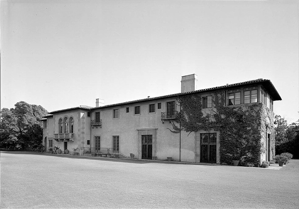 the loved one Harold_Lloyd_Estate_%28Beverly_Hills,_CA%29