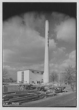 File:Hoffmann-LaRoche Inc., Nutley, New Jersey. LOC gsc.5a10043.jpg