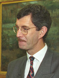 File:Irish Tánaiste Dick Spring at the White House, 16 Nov 1993.jpg