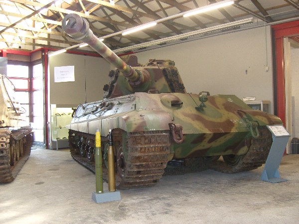 File:Königstiger im Panzermuseum Munster - panoramio.jpg