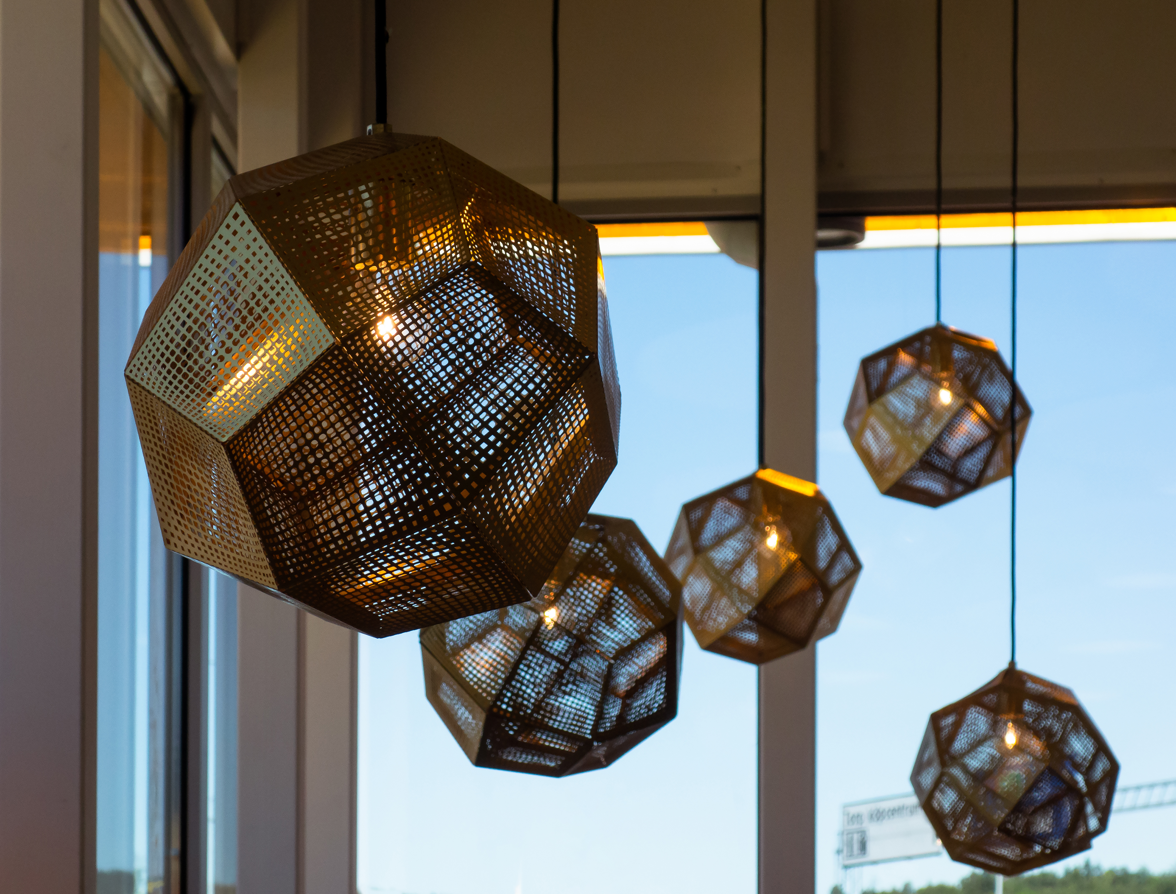 File Lamps In Max Restaurant In Torp Jpg Wikimedia Commons