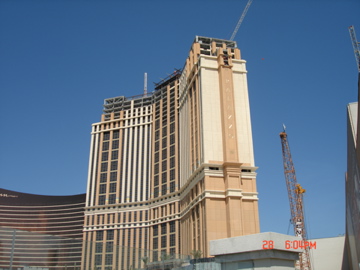 File:Palazzo Hotel UC; July 2007.jpg