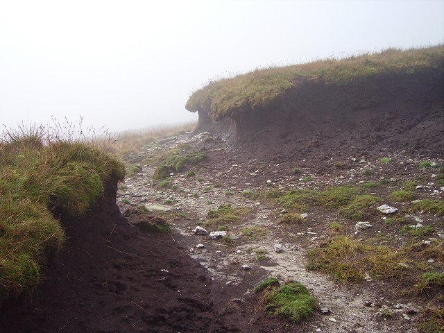 File:Peat banks, Beinn Eich - geograph.org.uk - 258085.jpg