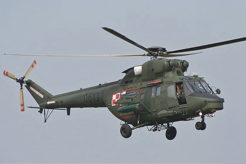 شركة PZL Swidnik ستطور مروحيه متعددة المهام بناءا على تصميم المروحيه  W-3 Sokol Polish_Army_PZL-Swidnik_W-3WA_Sokol_Idaszak-1