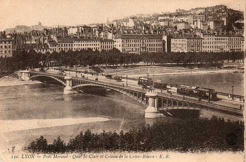 « Pont Morand, quai Saint-Clair et coteau de la Croix-Rousse », vus depuis la rive gauche du Rhône