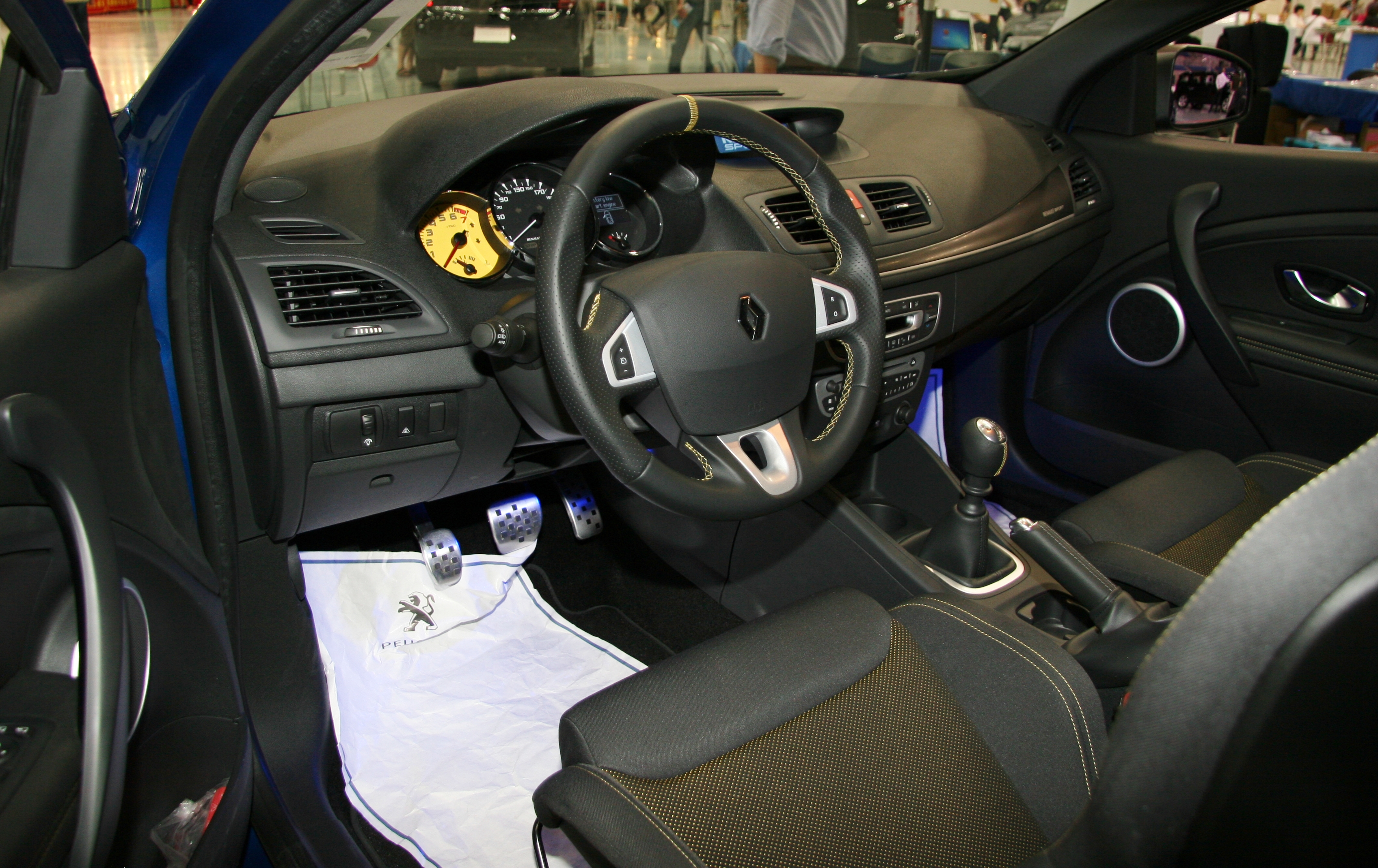 File Renault Megane Iii Rs Interior Jpg Wikimedia Commons