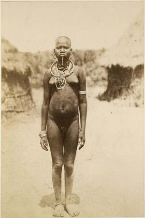 File:Richard Buchta - Portrait of an Acholi woman.jpg
