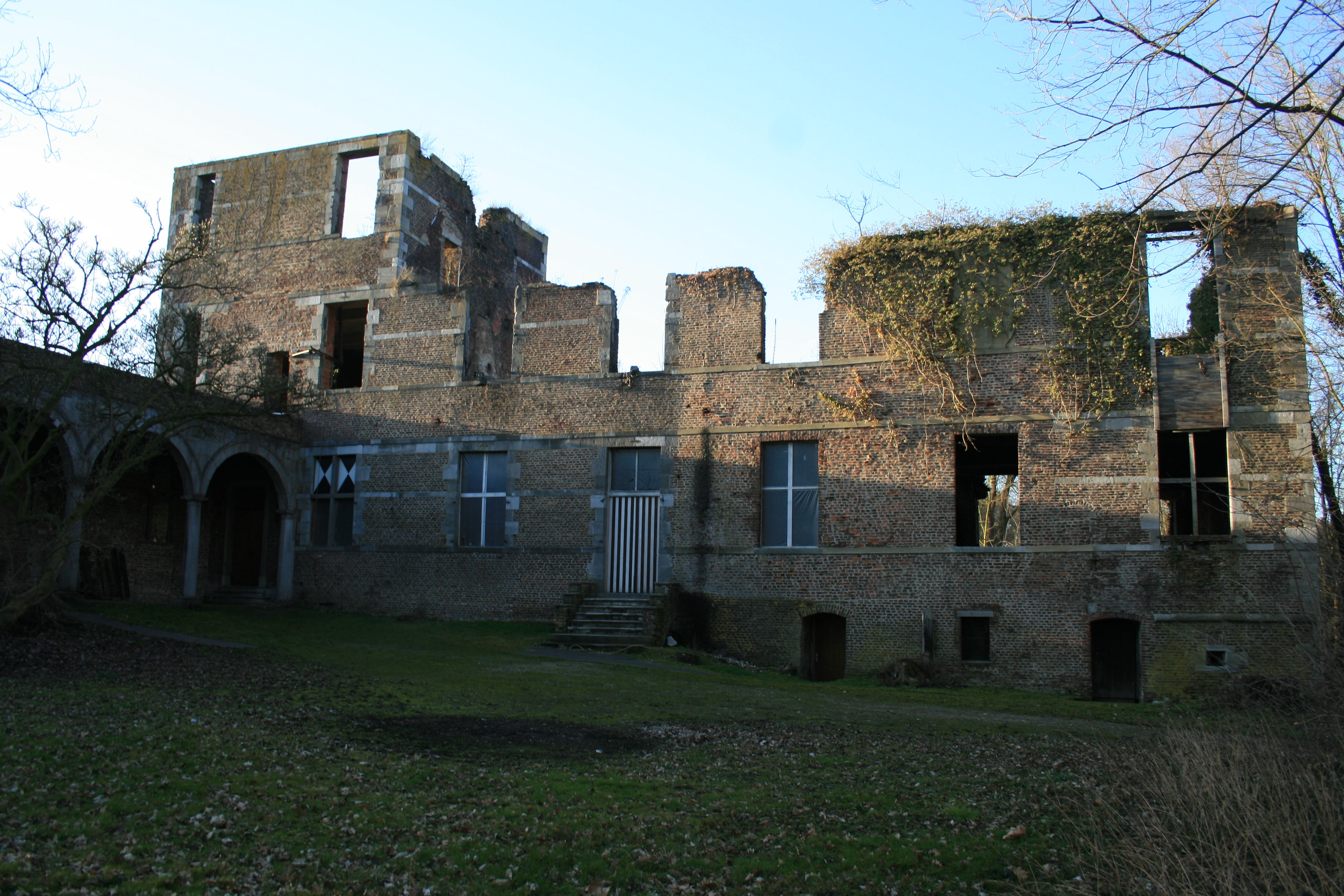 Ruine von Schloss Leerodt.JPG