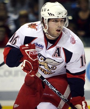 <span class="mw-page-title-main">Ryan Oulahen</span> Canadian ice hockey player and coach