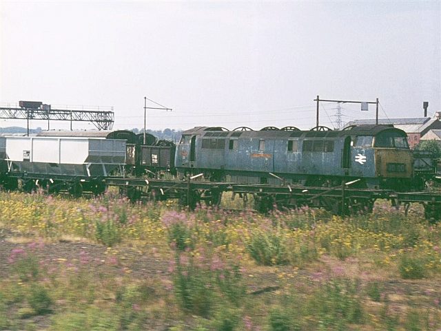 File:Scrap Loco and Wagons, Swindon Railway Works - geograph.org.uk - 81983.jpg