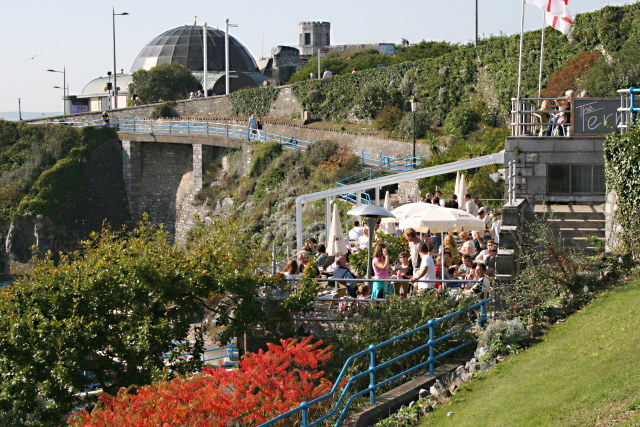 File:Tea on the Terrace - geograph.org.uk - 1012044.jpg