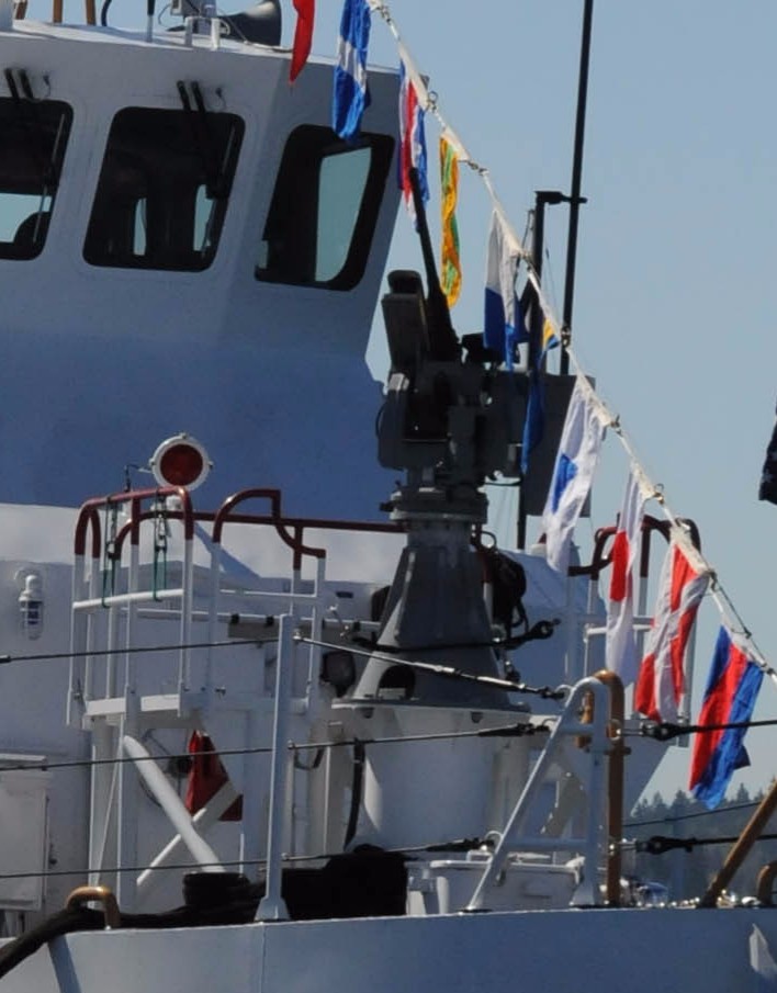 The_USCGC_Sea_Devil_mounts_a_remote-controlled%2C_gyro-stabilized_machine_gun_on_her_bow.jpg