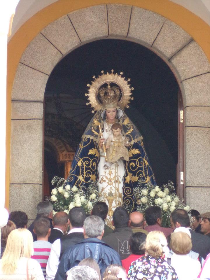 File:Virgen del Encinar.jpg - Wikimedia Commons
