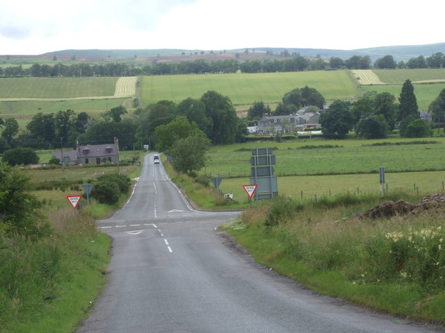 File:'Battle of Alford' crossroads - geograph.org.uk - 888148.jpg