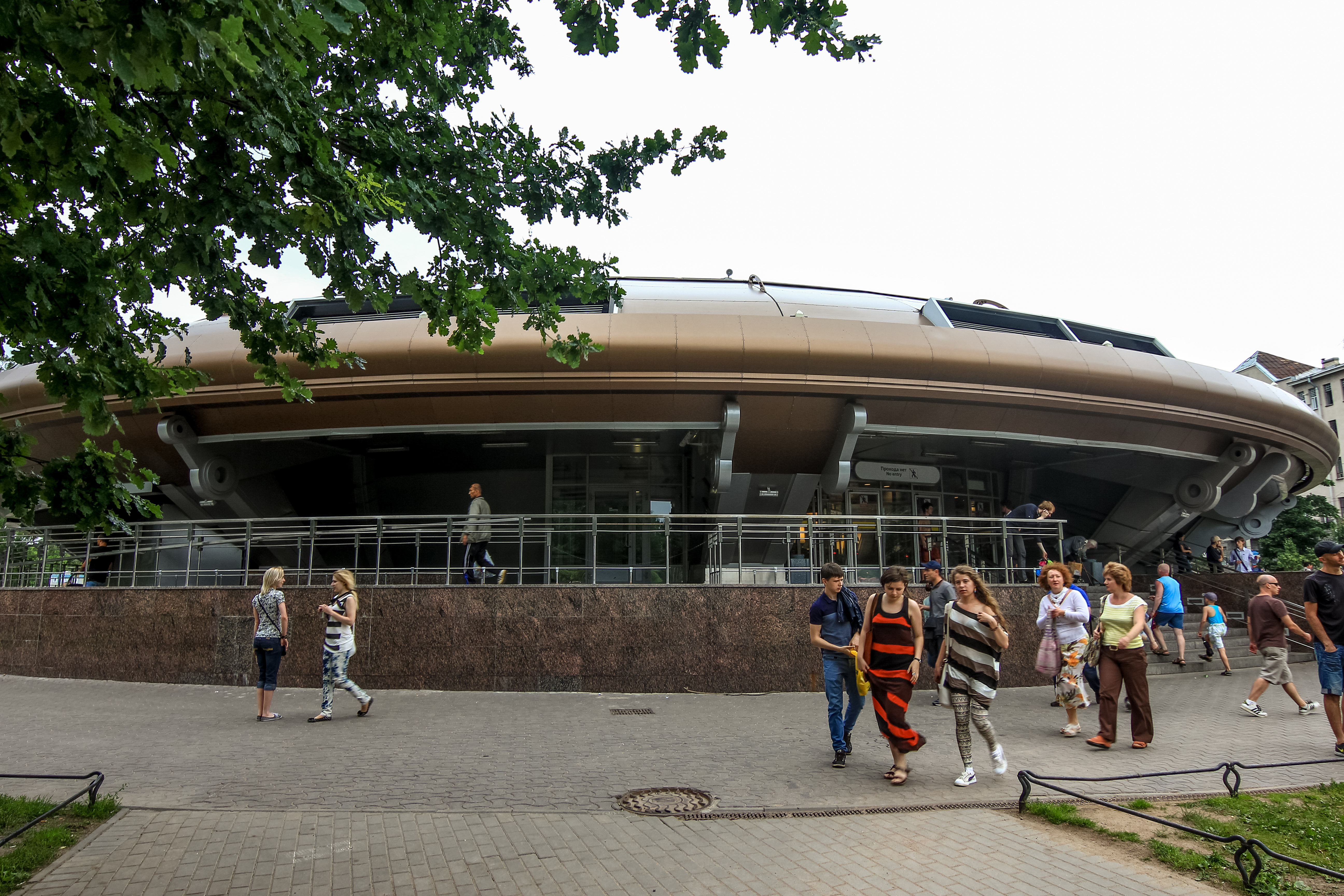 Фото станции метро горьковская в санкт петербурге