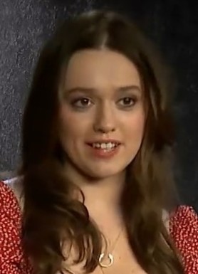 File:Aimee Lou Wood, Jan 2019 on MTV International (cropped).jpg