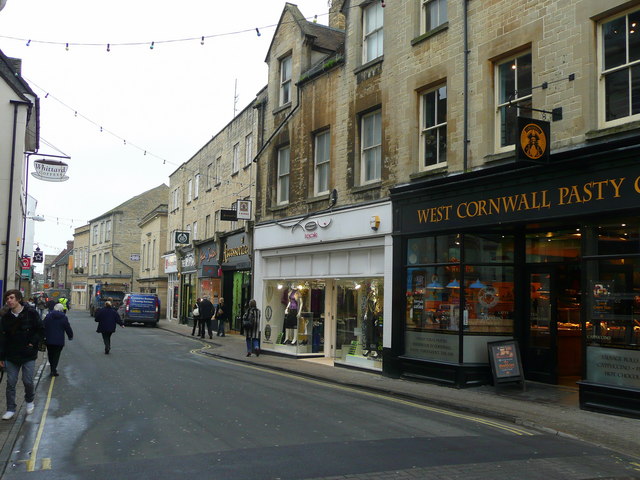 File:Cricklade Street, Cirencester - geograph.org.uk - 1034752.jpg