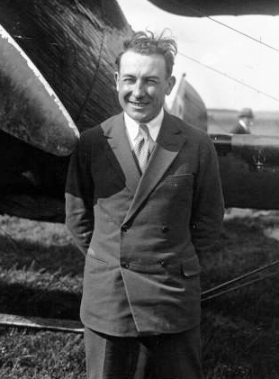 <span class="mw-page-title-main">Dieudonné Costes</span> French aviator (1892–1973)
