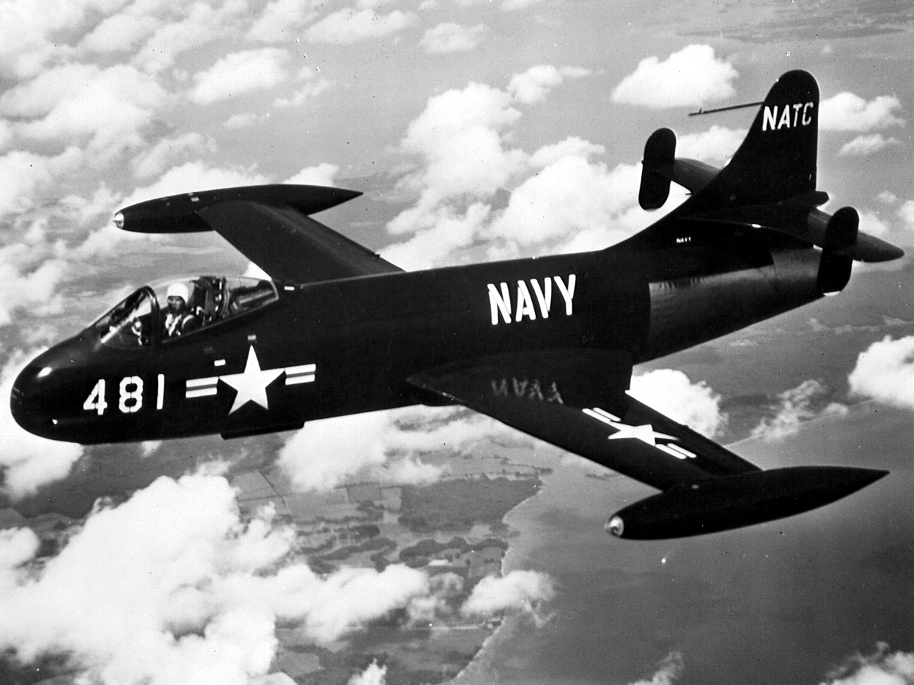 Grumman F9F-5 Panther, The US Navy intended to convert its …