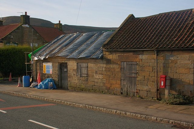 File:Former Blacksmiths, Chop Gate - geograph.org.uk - 662707.jpg