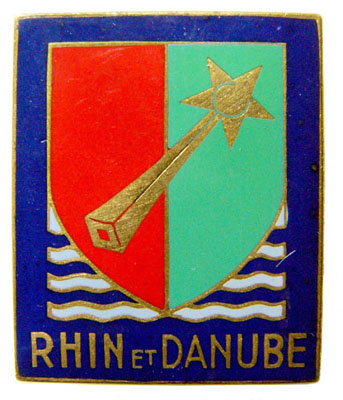 L'épopée de l'armée de Lattre . Insigne_Rhin_et_Danube-1%C3%A8rearm%C3%A9e