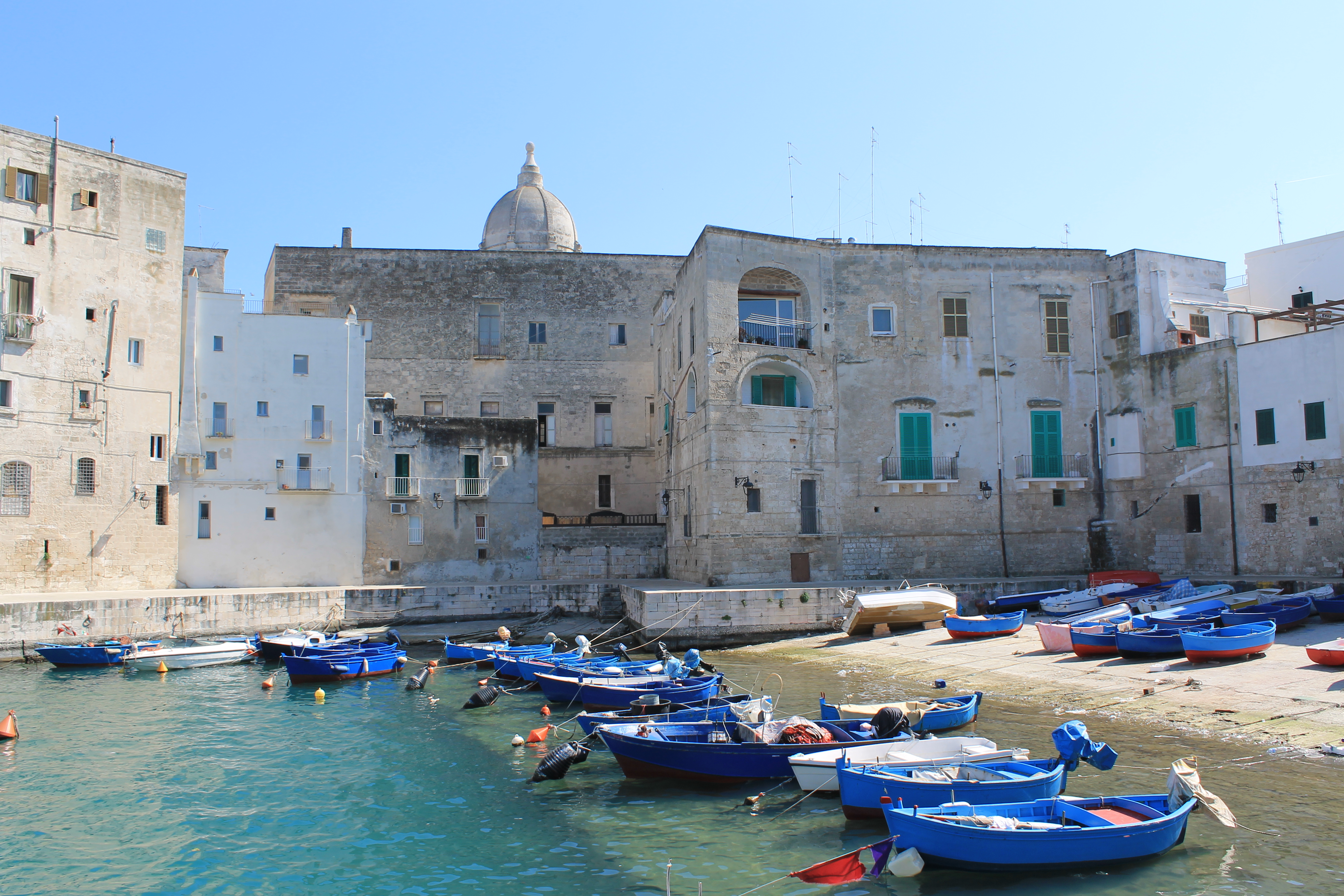 File:Monopoli, Puglia - panoramio (2).jpg - Wikimedia Commons