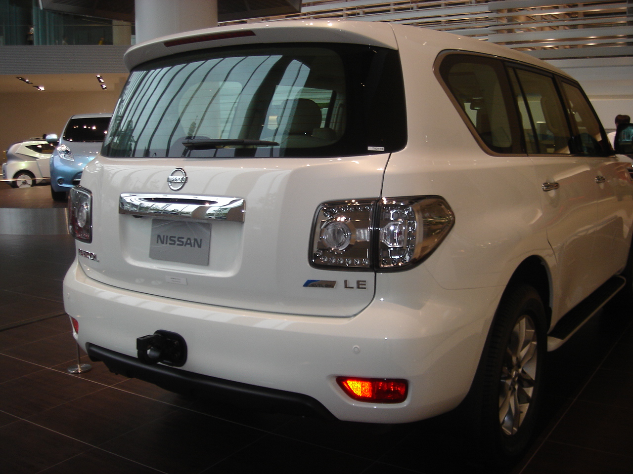 Nissan Patrol y62 2010