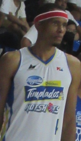 <span class="mw-page-title-main">Rafi Reavis</span> Filipino-American basketball player (born 1977)