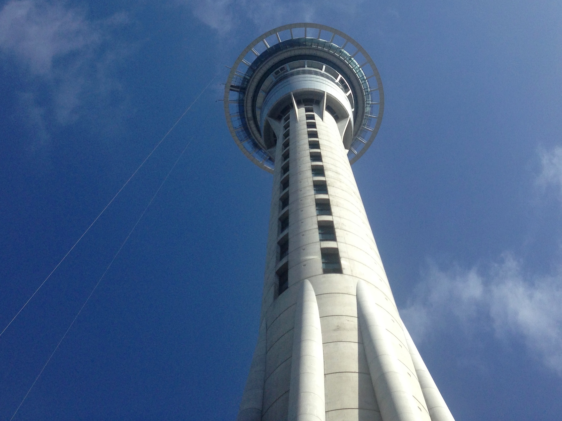 The sky tower фото