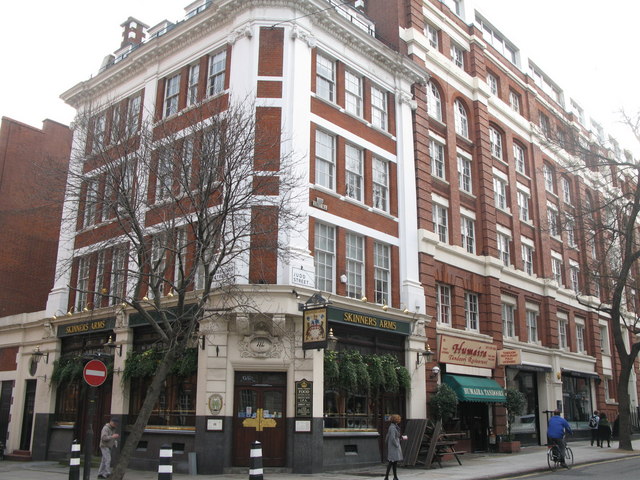 File:The Skinners Arms, Street - Hastings Street, WC1 - geograph.org.uk - 1216757.jpg - Wikimedia Commons