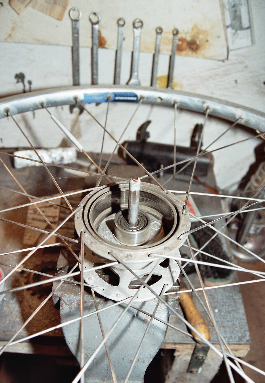 File:Trommelbremse Fahrrad01.jpg - Wikimedia Commons