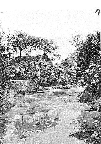 File:Utsunomiya castle moat in Taisho Era.png