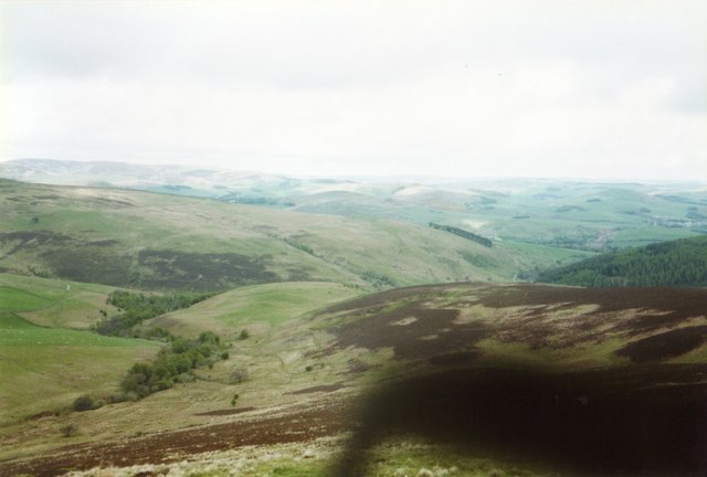 File:View north from Broomy Law - geograph.org.uk - 635612.jpg