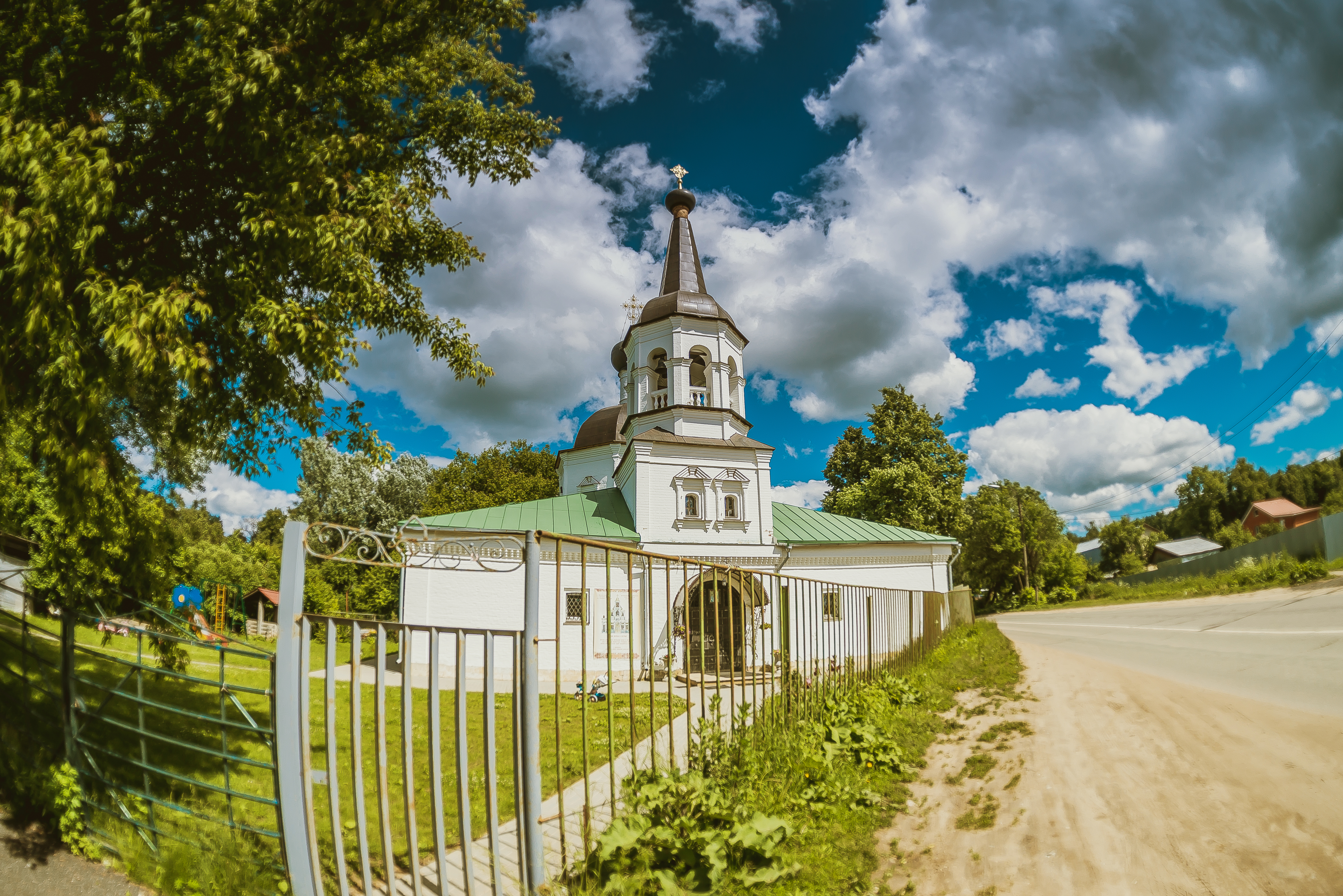 Храм Троицы Садгород Приморье