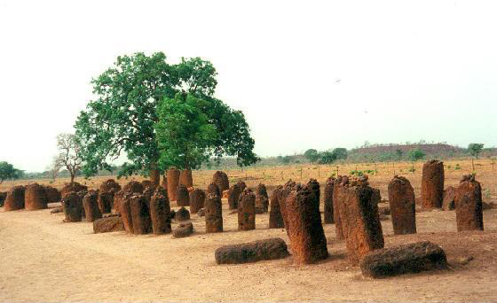 File:1014097-Wassu stone circles-The Gambia.jpg