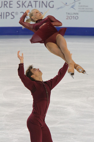 File:Anais Morand and Antoine Dorsaz at 2010 European Championships (1).jpg