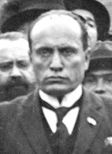 File:Benito Mussolini 1920s.jpg