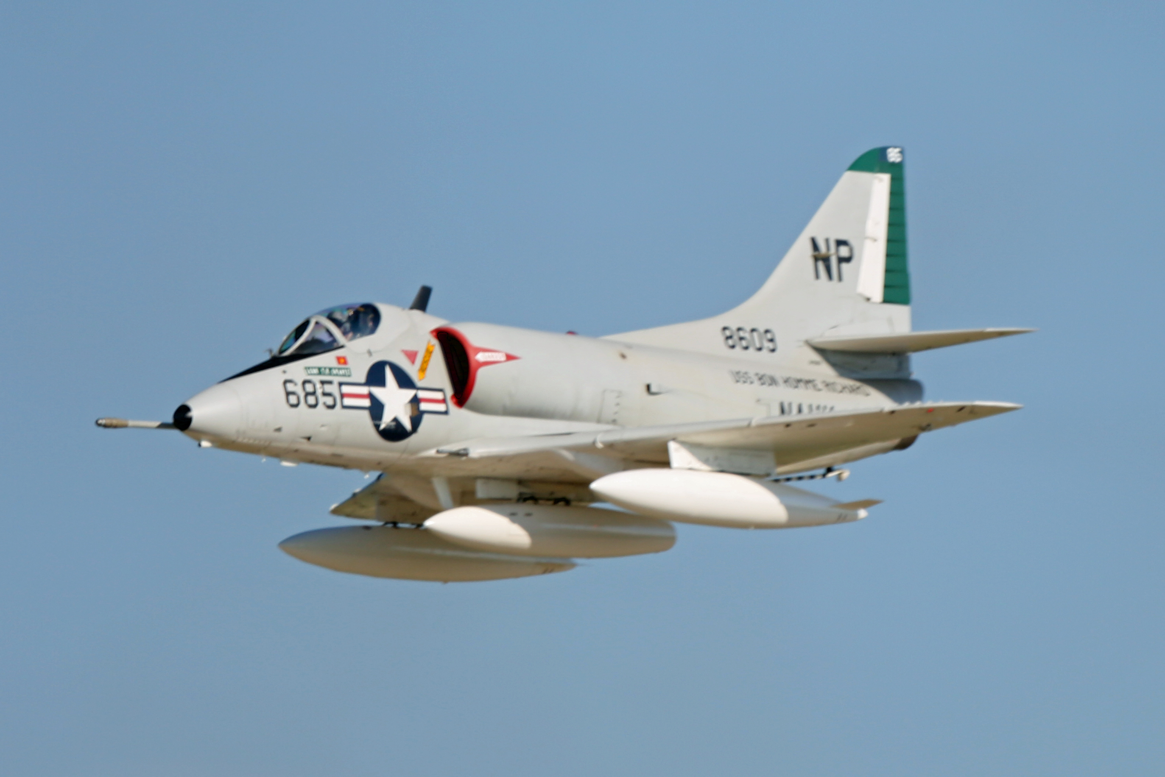 File:Douglas A-4 Skyhawk (20050603426).jpg - Wikimedia Commons