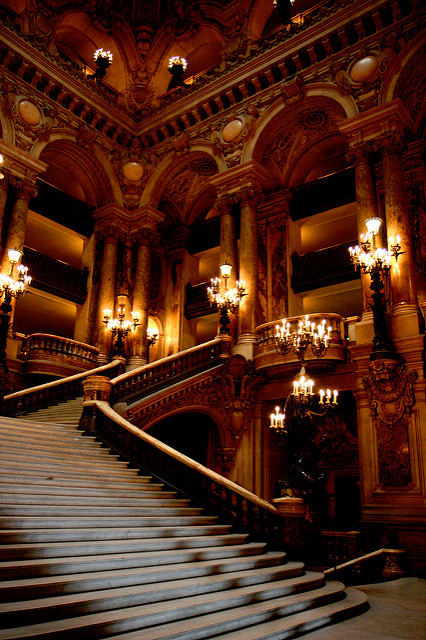 Escalier du palais Garnier.jpg