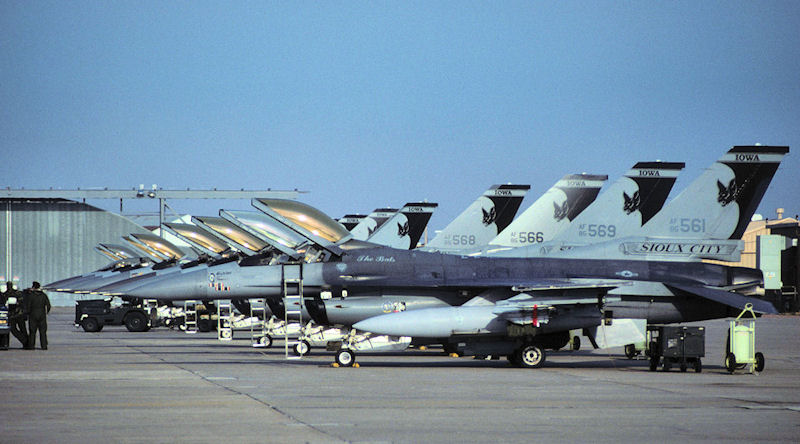 File:F16s-iowaang.jpg